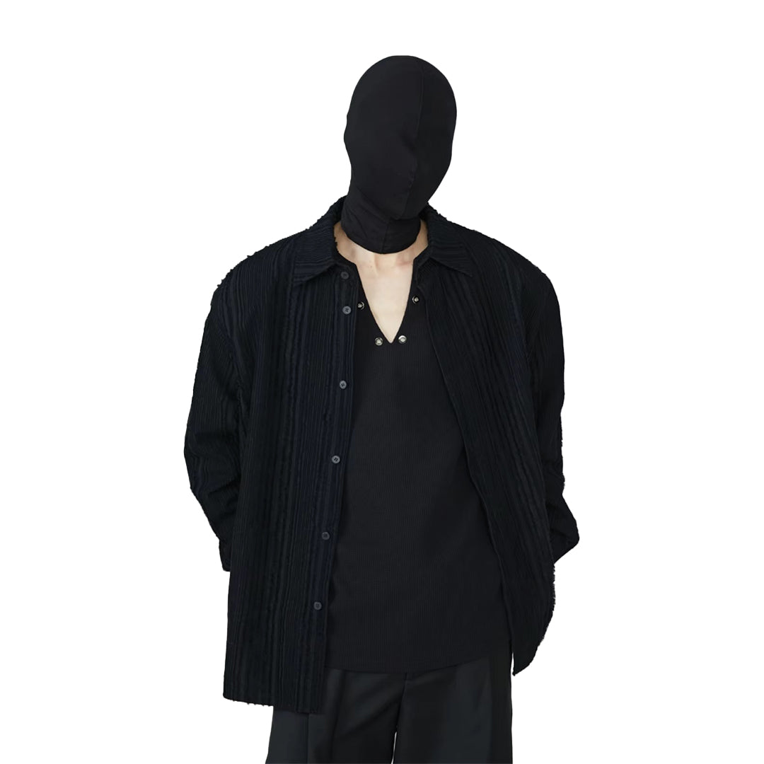 black fray stitch shirt