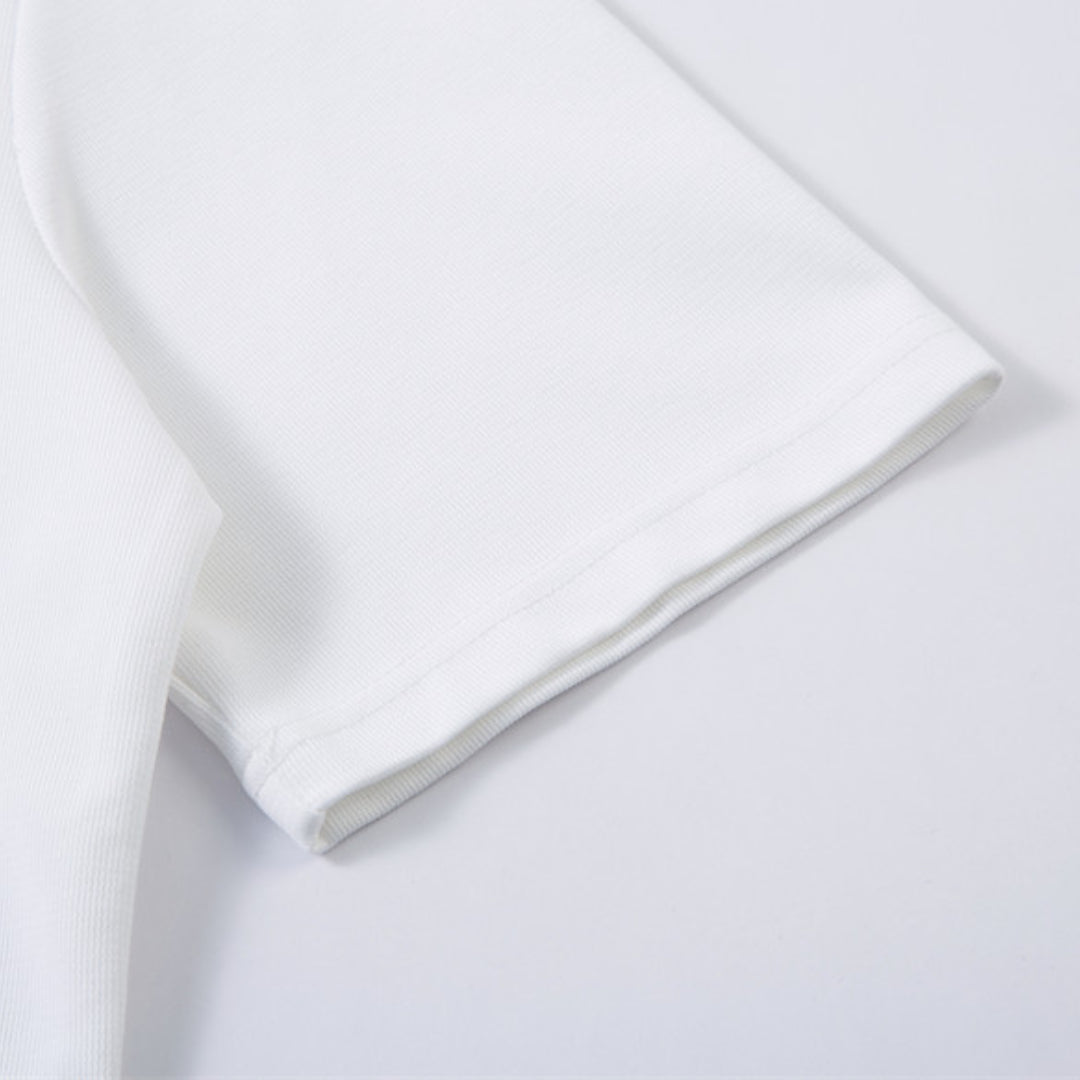 belong zipper t-shirt